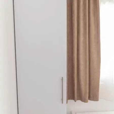 Mobile Summer Breeze Биоград-на-Мору