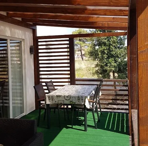 בית נופש Mobile Summer Breeze ביוגראד נה מורו